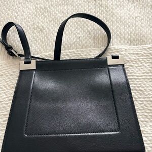 Calvin Klein Elegant Black Shoulder Bag